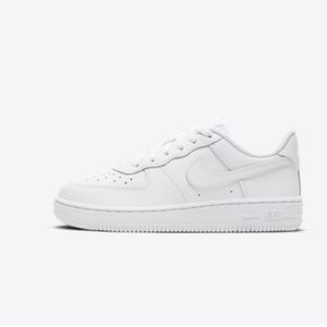 Nike Force 1 LE
Little Kids' Shoes
